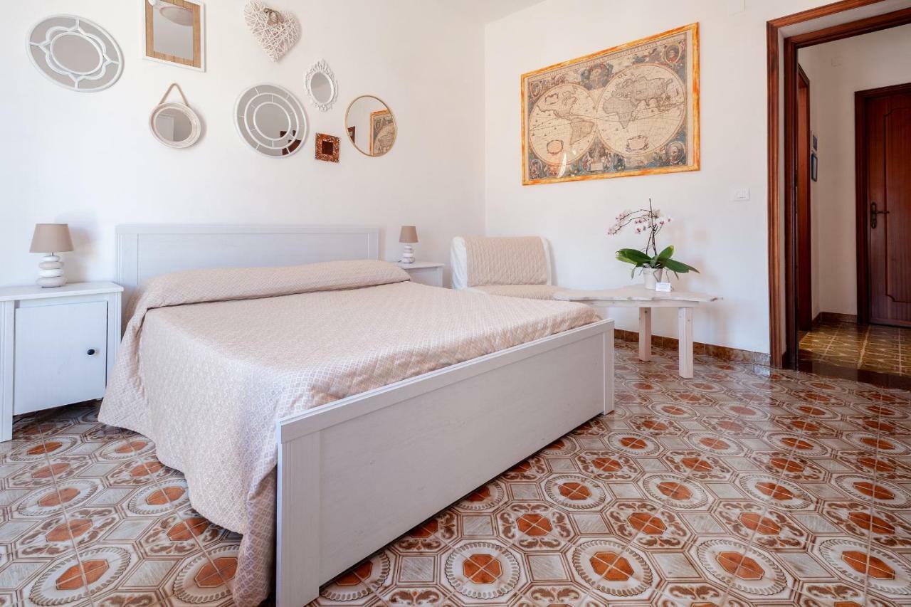 In Riva Al Mare B&B 카포오를란도 외부 사진